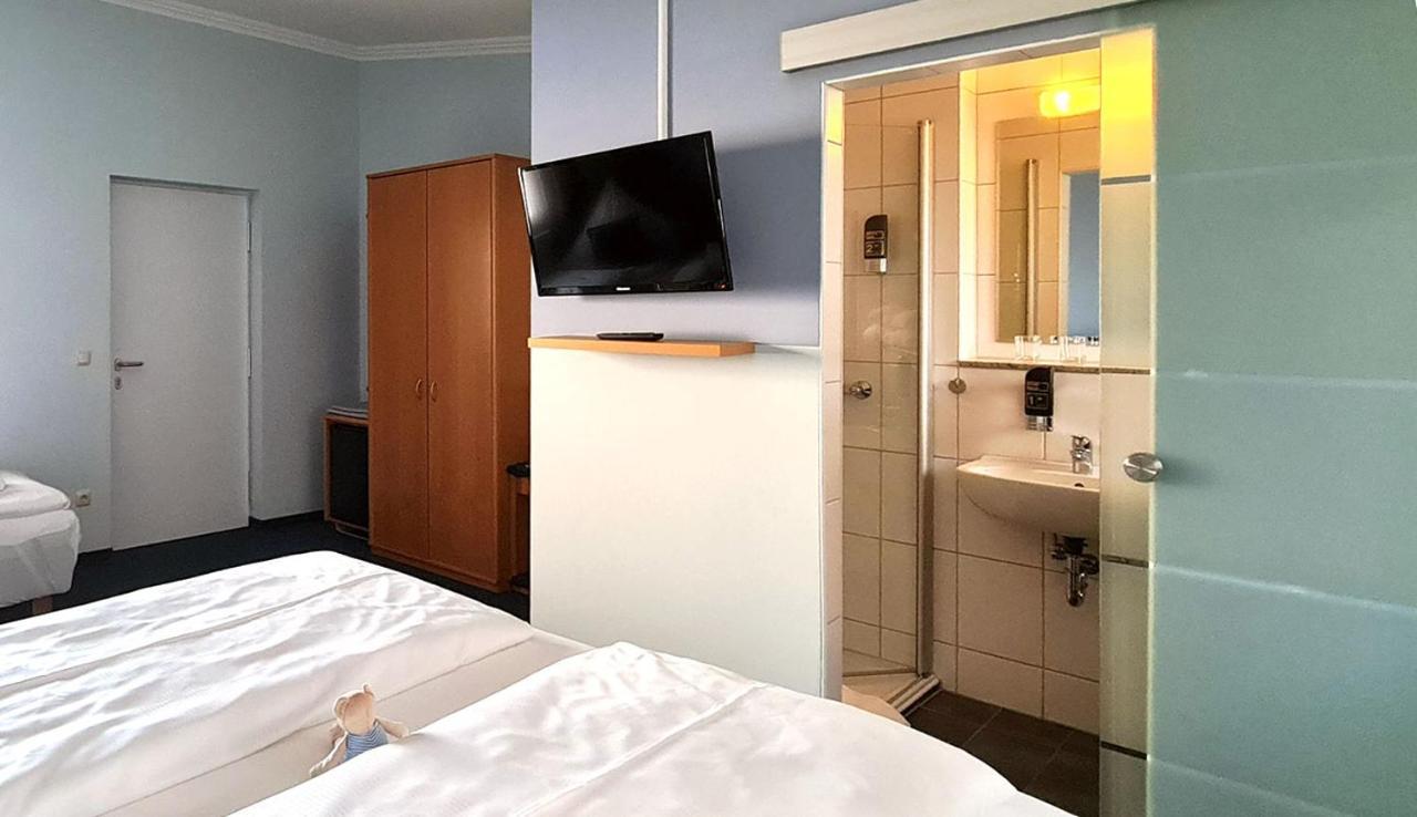 Donau-Hotel Sinzing Dış mekan fotoğraf