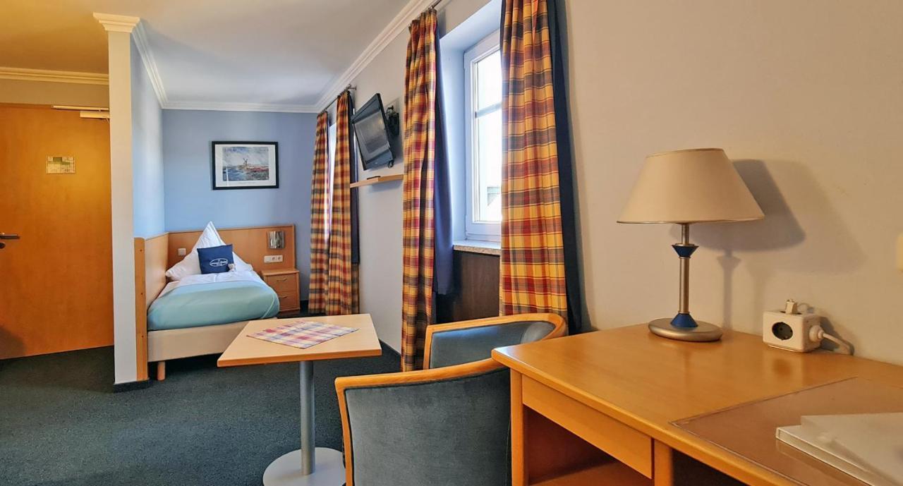 Donau-Hotel Sinzing Dış mekan fotoğraf